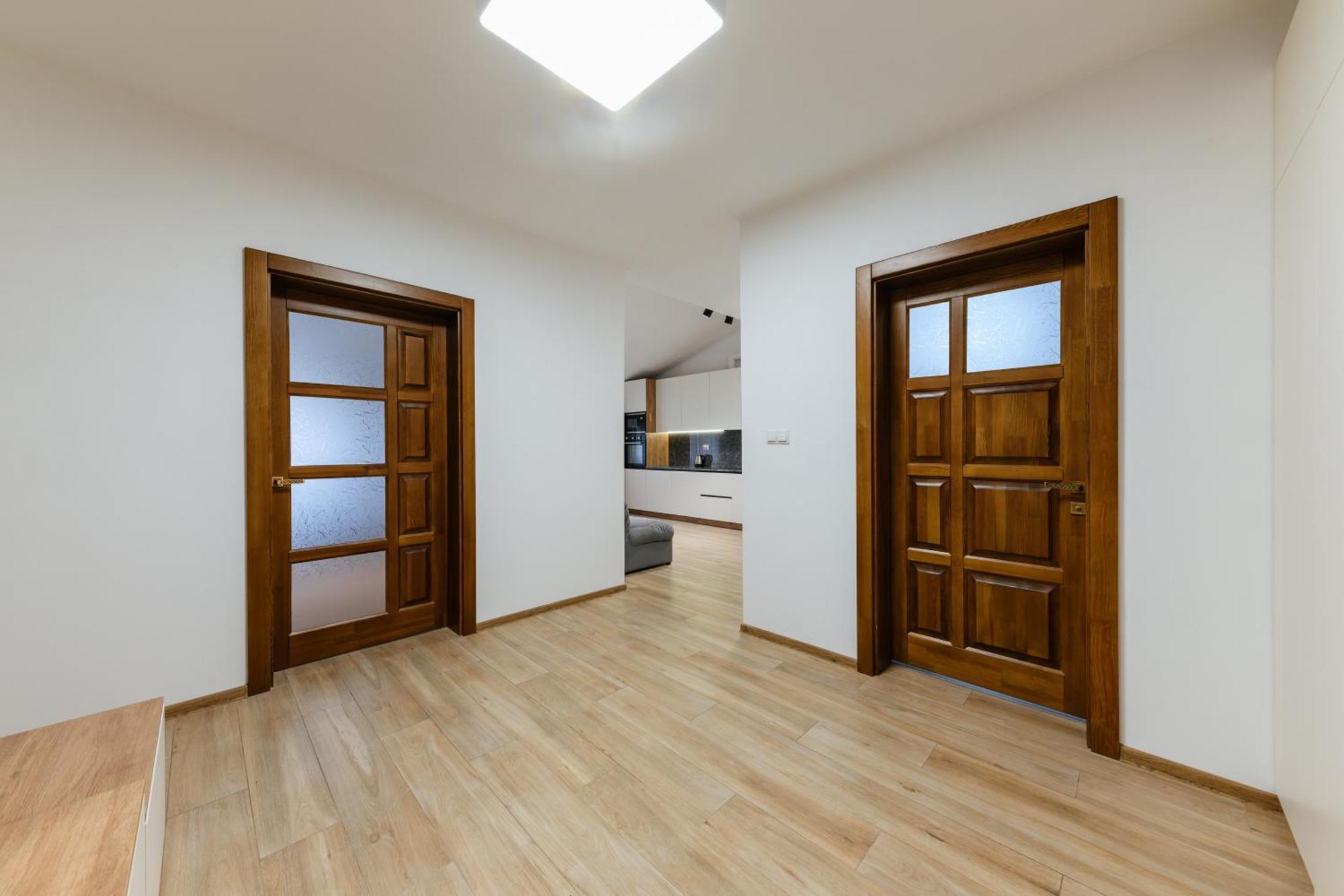 Luxury Apartments Uzhorod エクステリア 写真