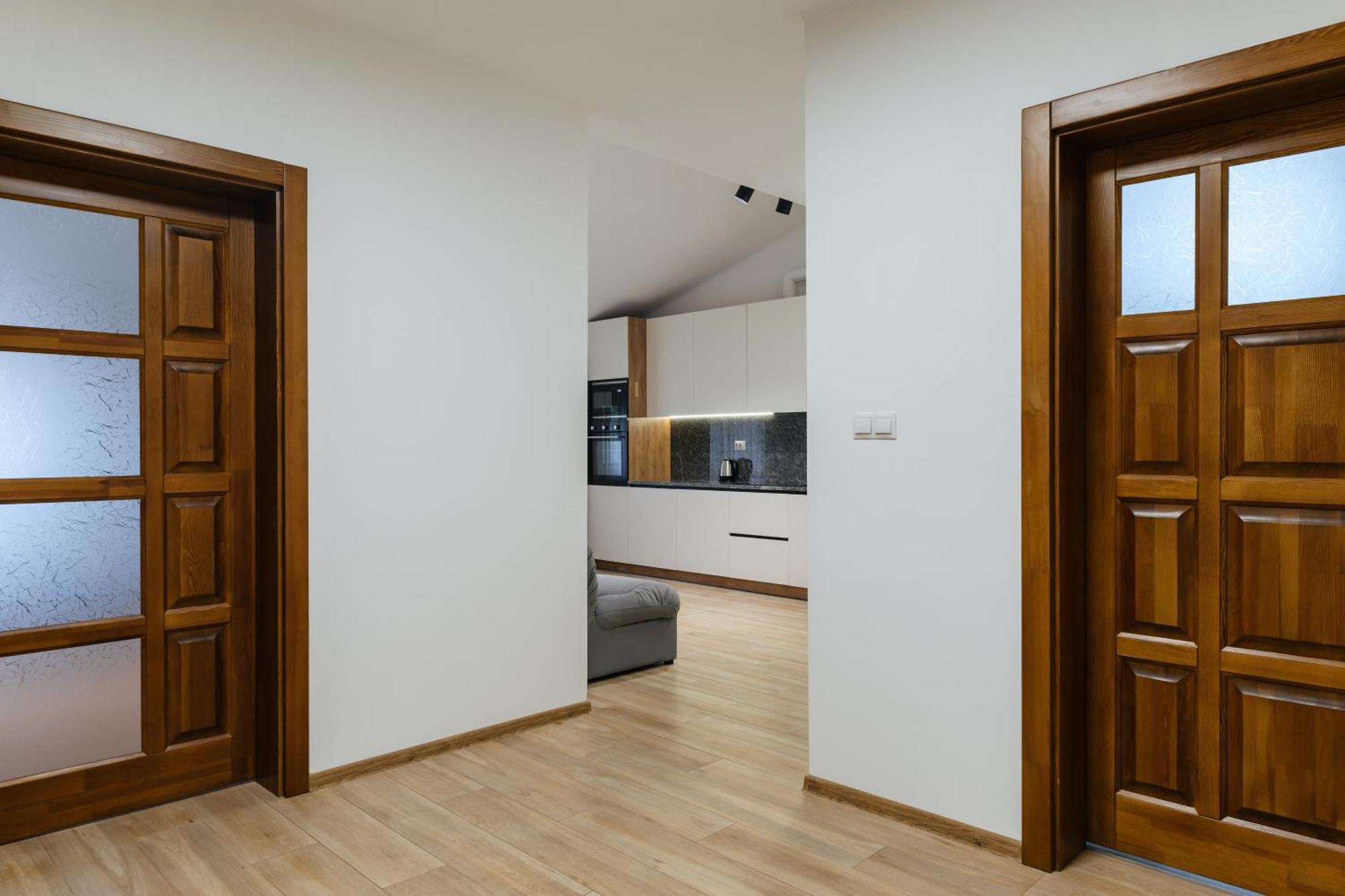 Luxury Apartments Uzhorod エクステリア 写真