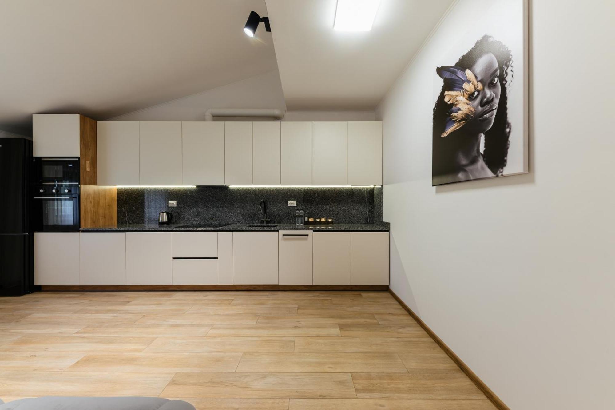 Luxury Apartments Uzhorod エクステリア 写真