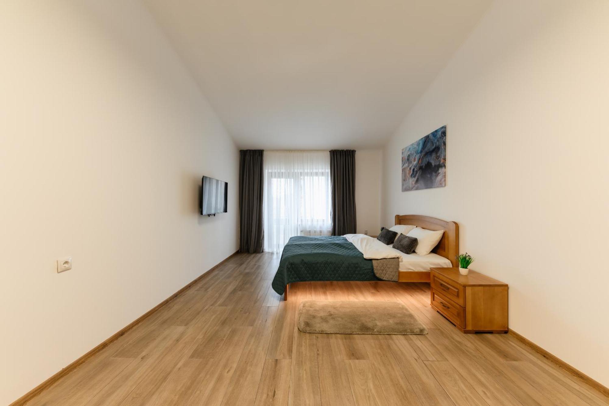 Luxury Apartments Uzhorod エクステリア 写真