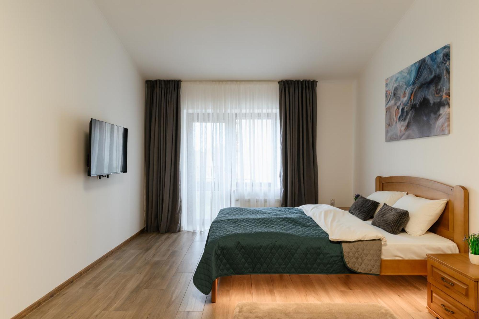 Luxury Apartments Uzhorod エクステリア 写真